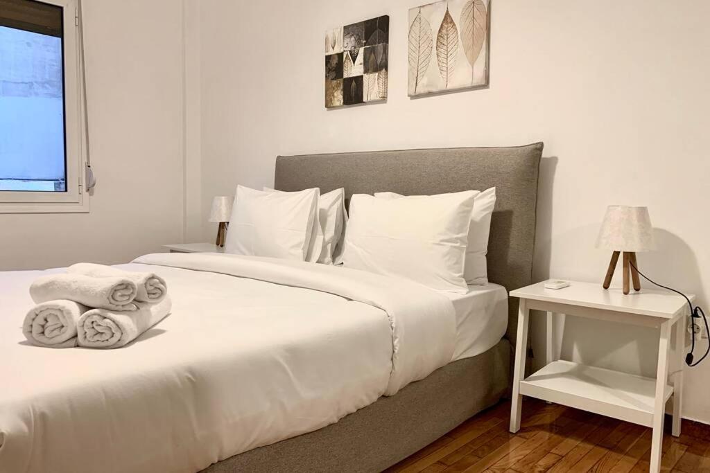 Kallimarmaro 2-Bedroom Apartment Athens Luaran gambar